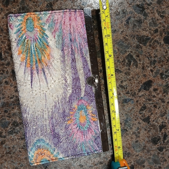 Wallets - 2 Together is Better! - Picture 9 of 14